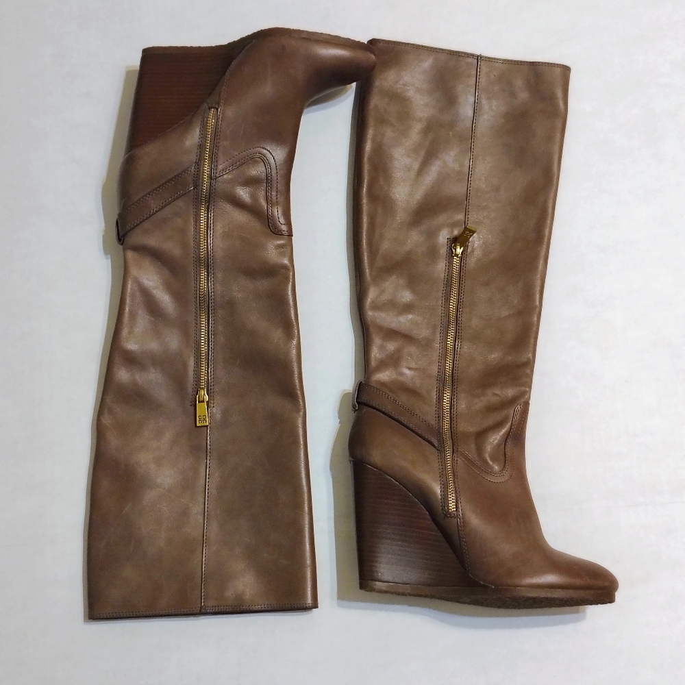 Coach "Dorthy" Tan Leather Wedge Boots Size 10B - Picture 7 of 16